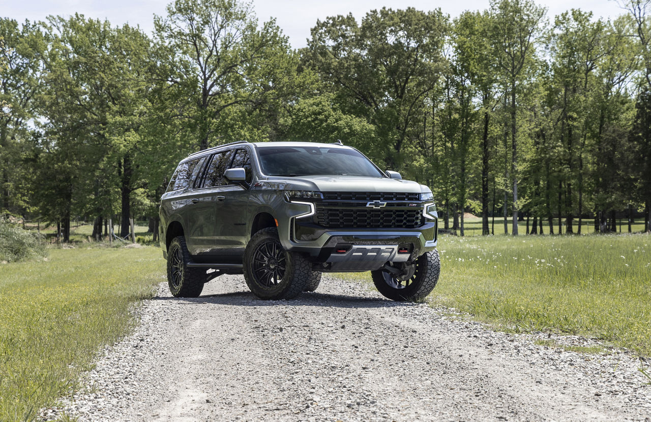 【porte】 SUBURBAN Dirt 2022 Chevrolet Suburban - Fuel PISTON - Black | Fuel Off-Road Wheels